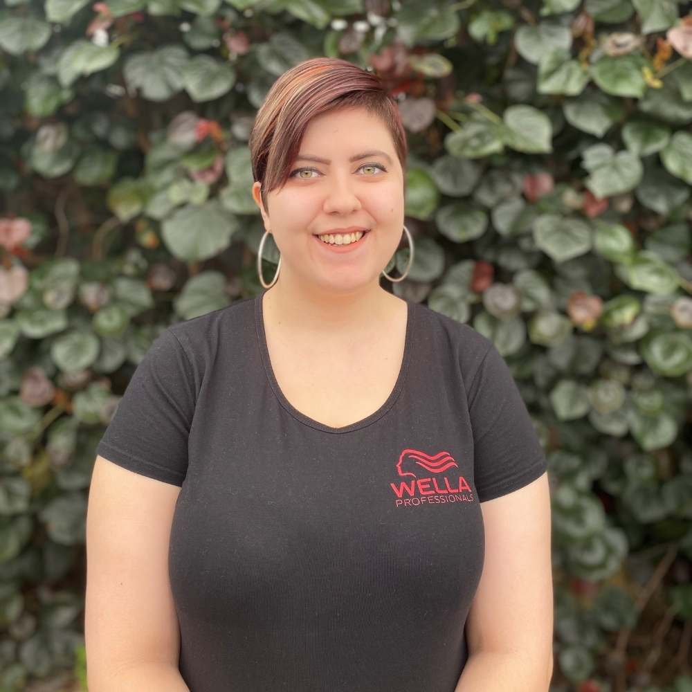 Dina senior stylist